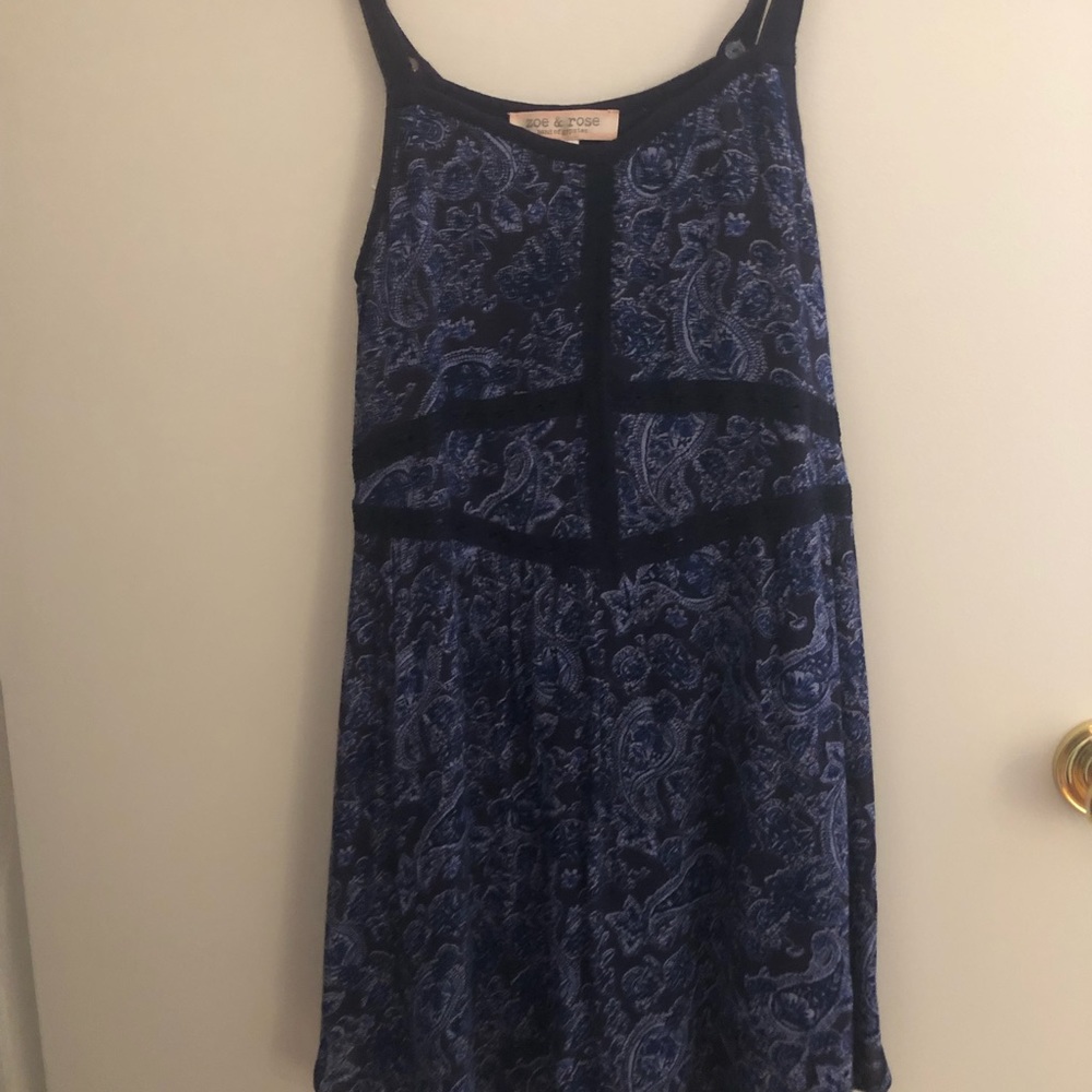 blue dress